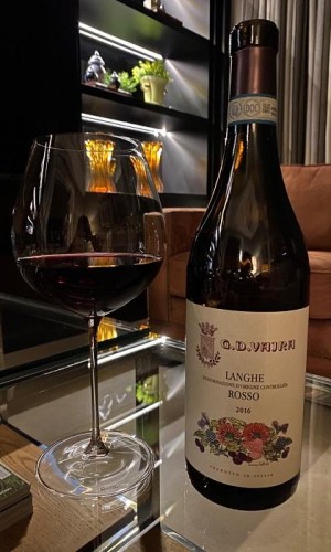 Degustação- Vinho tinto Italiano G.D Vajra Langhe Rosso 2016